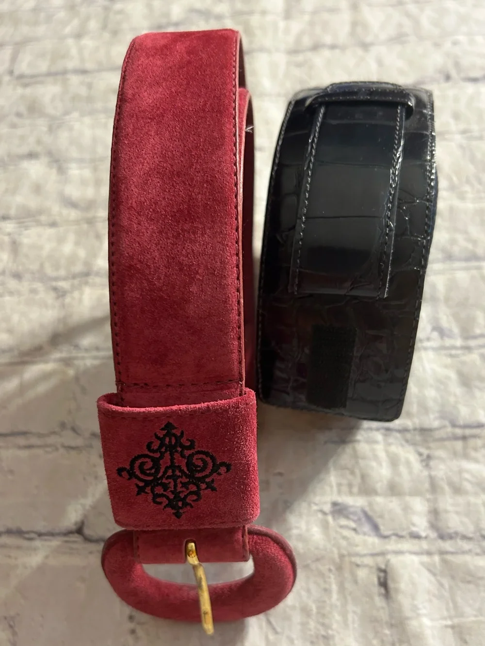 SOSTANZA GENUINE PIG SUEDE HOT PINK BELT AND LEJON PIG SUEDE BLACK BELTS SIZE S